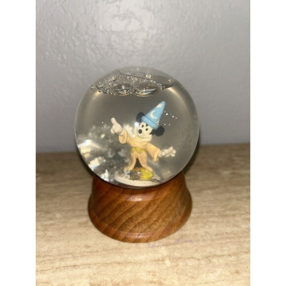 Disney Vintage The First Limited Edition Crystal Snow Globe Mickey Mouse - Picture 2 of 5